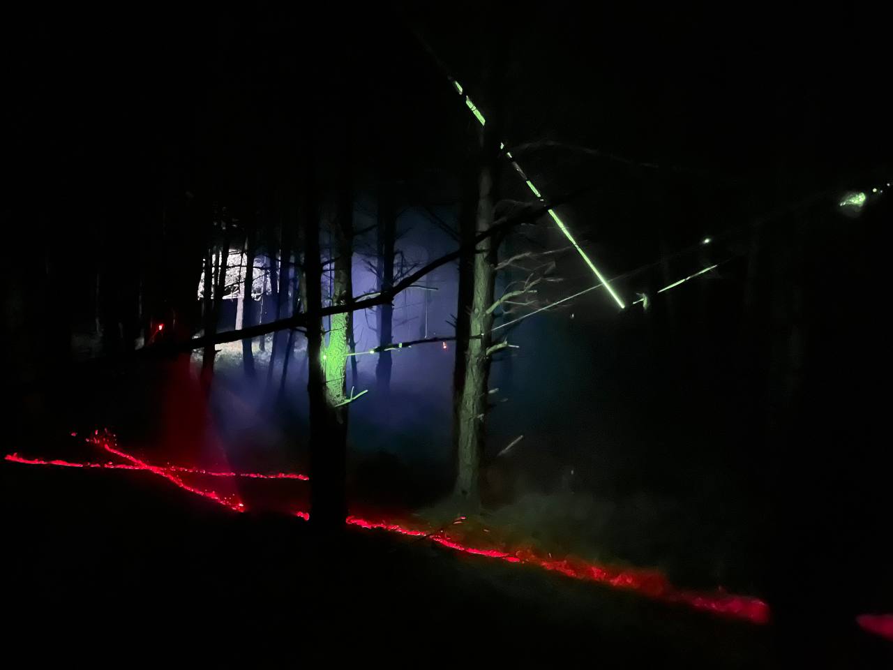 Detalle de instalación efímera LandLight 2021 - Arte y luz en la naturaleza